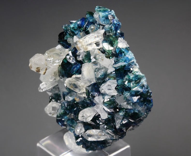 new find - gem LAZULITE, QUARTZ