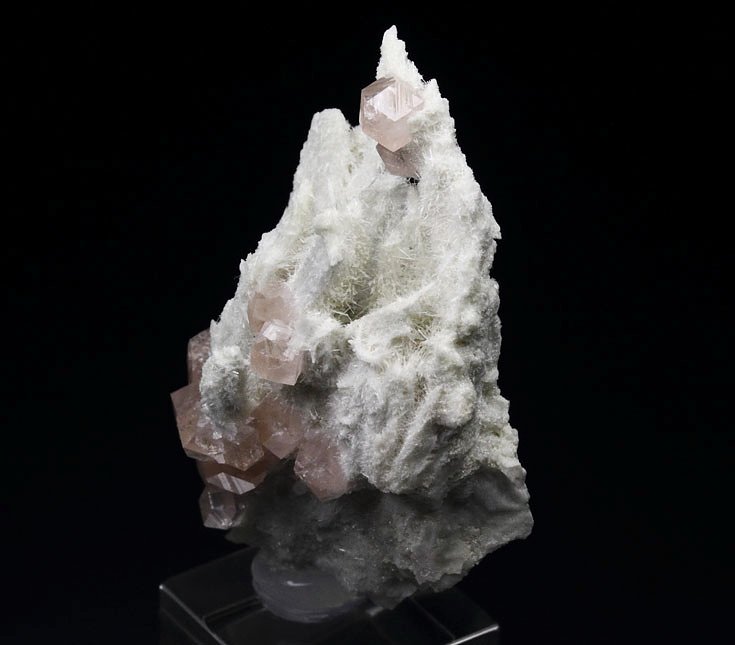 gem pink GARNET var. GROSSULAR, DIOPSIDE