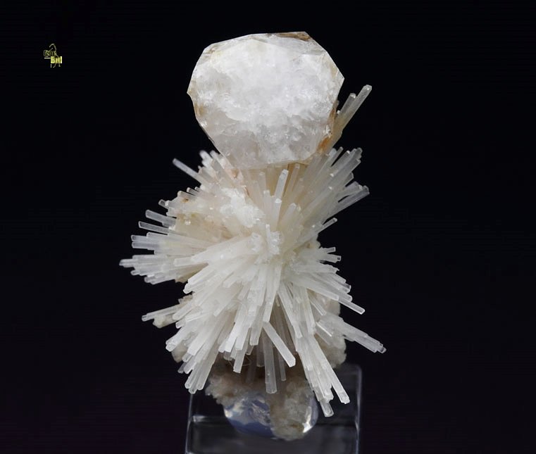 ANALCIME, NATROLITE