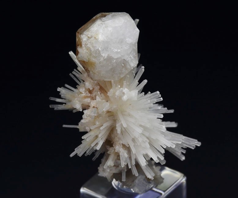 ANALCIME, NATROLITE