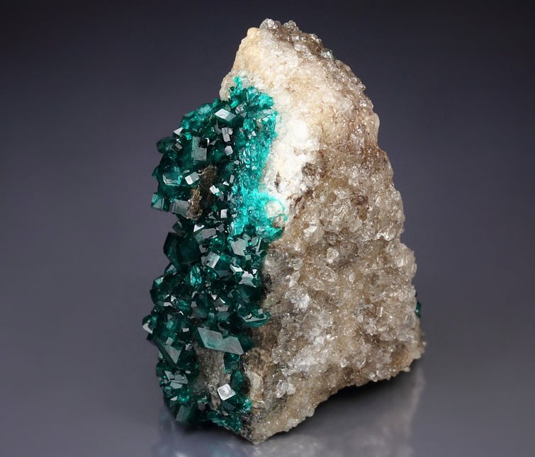 gem DIOPTASE