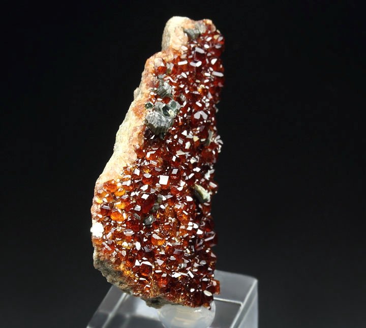 gem GARNET var. HESSONITE, CLINOCHLORE