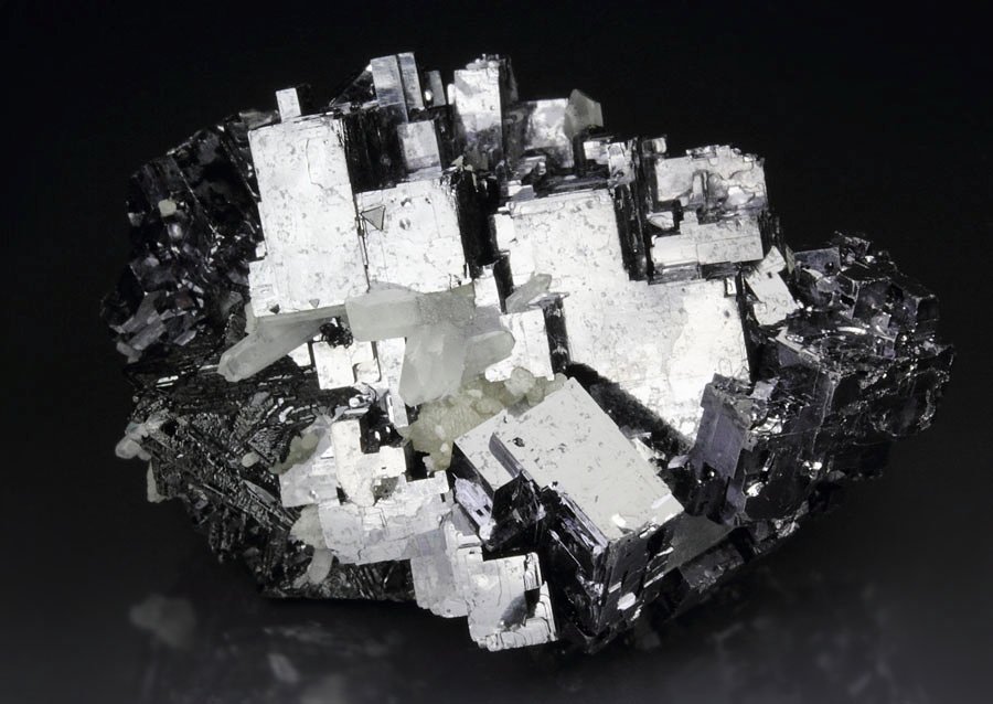 skeletal GALENA, SPHALERITE, QUARTZ