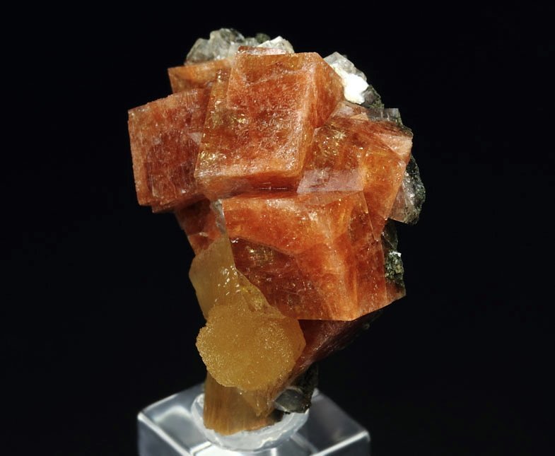 CHABAZITE, STILBITE, HEULANDITE