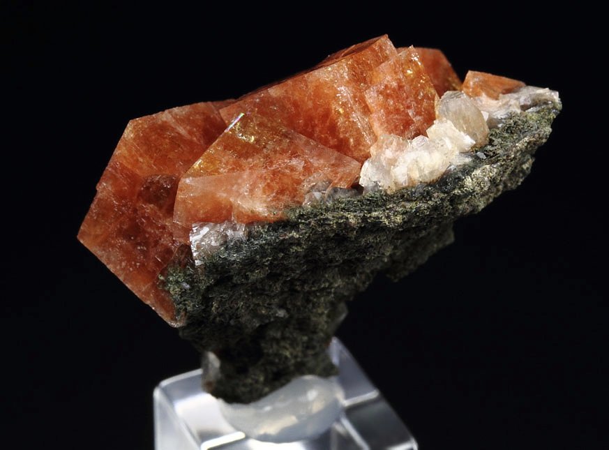 CHABAZITE, STILBITE, HEULANDITE