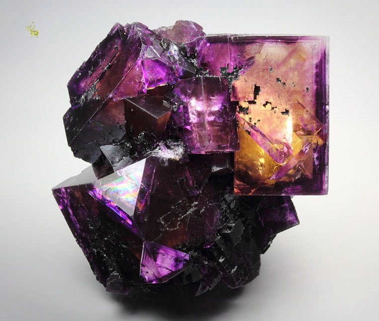 FLUORITE with PHANTOMS