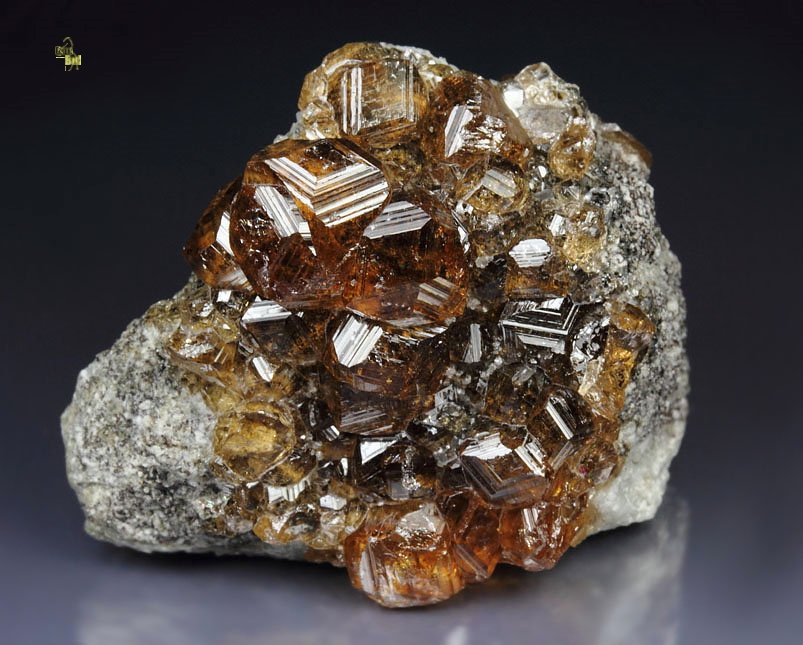 gem GARNET var. GROSSULAR