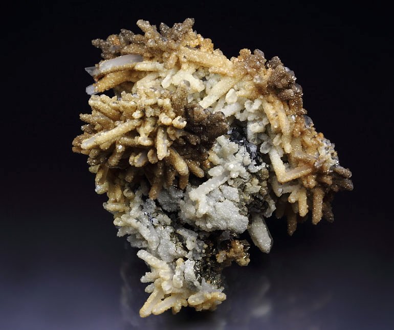 GALENA - SPINEL LAW TWIN, SPHALERITE, QUARTZ, CALCITE