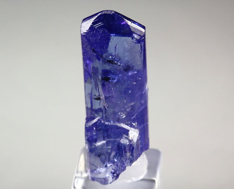 gem ZOISITE var. TANZANITE