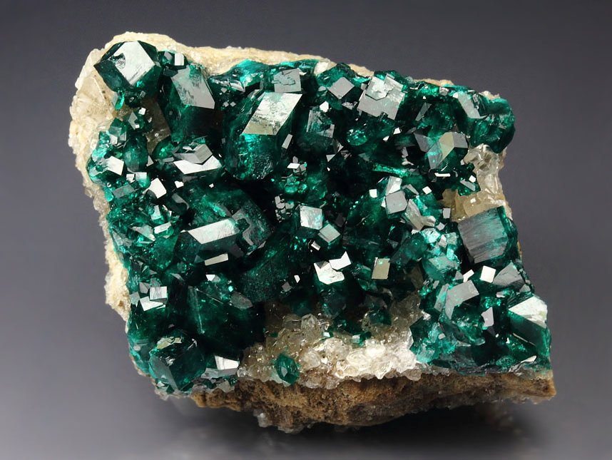 gem DIOPTASE, CALCITE