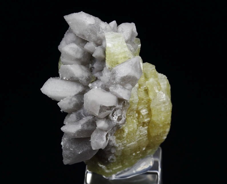 WELOGANITE, QUARTZ