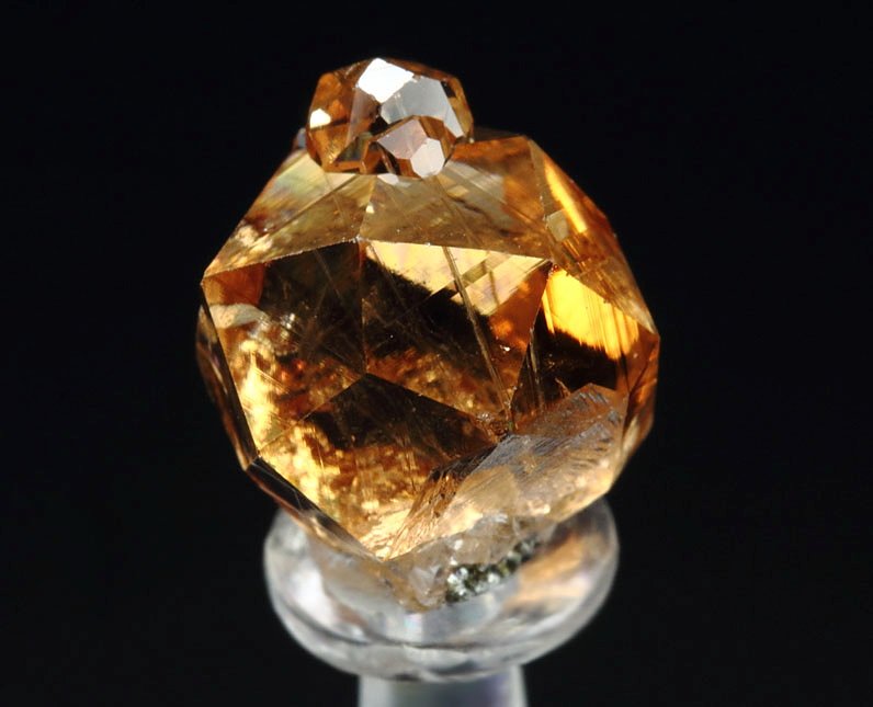 gem GARNET var. GROSSULAR