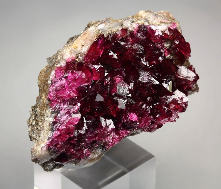 gem ROSELITE