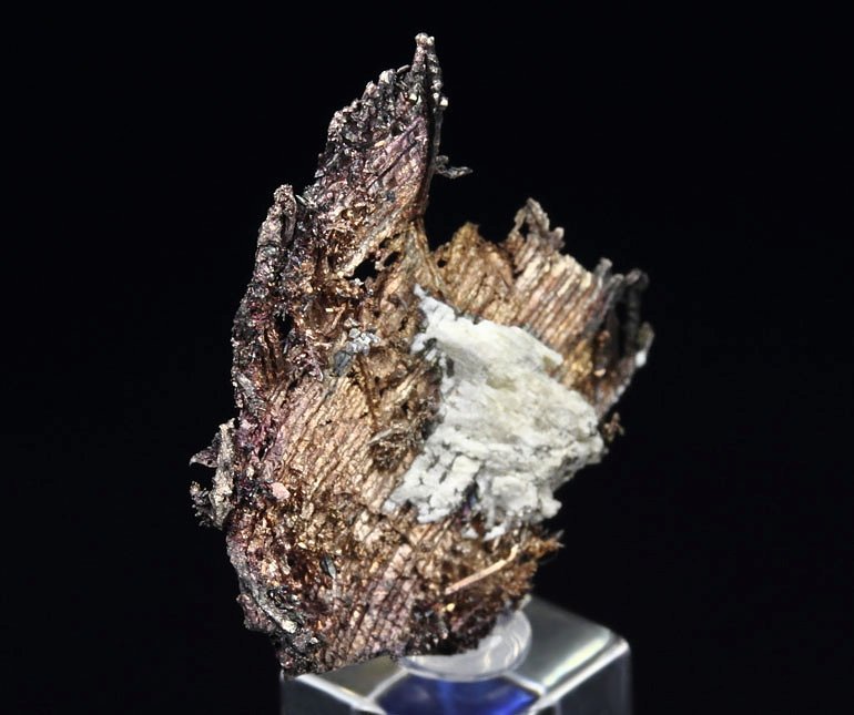 spinel-twinned SILVER, CALCITE