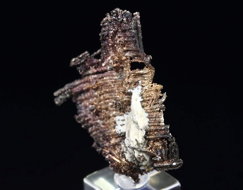 spinel-twinned SILVER, CALCITE