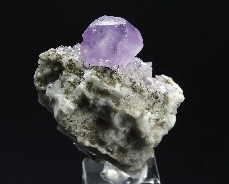 gem FLUORAPATITE