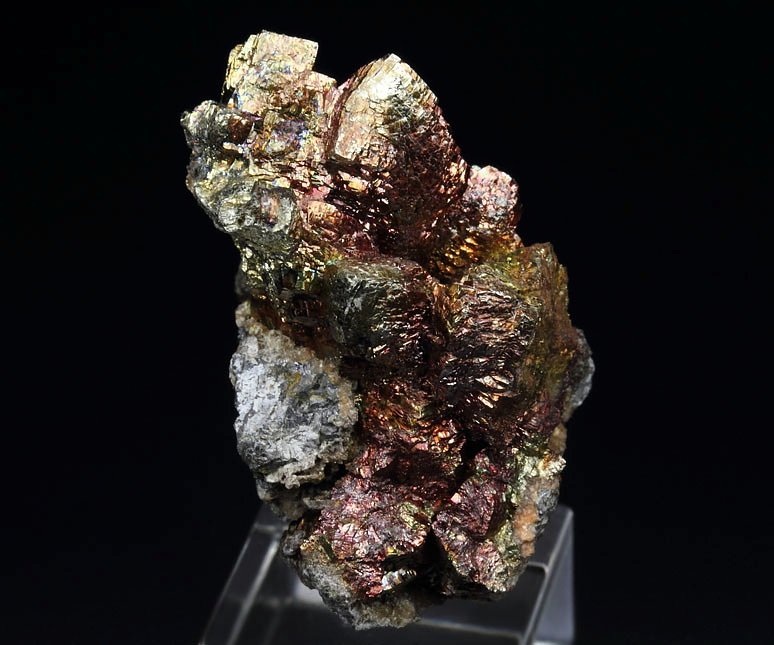 PYRRHOTITE with HEMATITE coating 