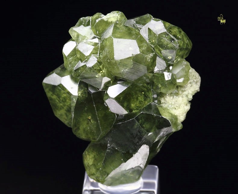 gem GARNET var. ANDRADITE var. DEMANTOID