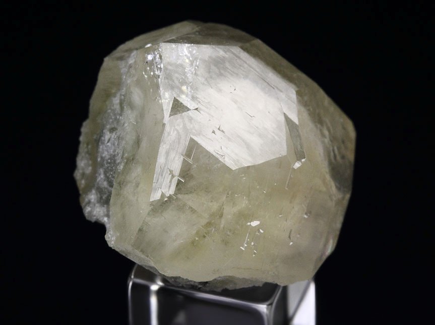 colorless gem GARNET var. GROSSULAR