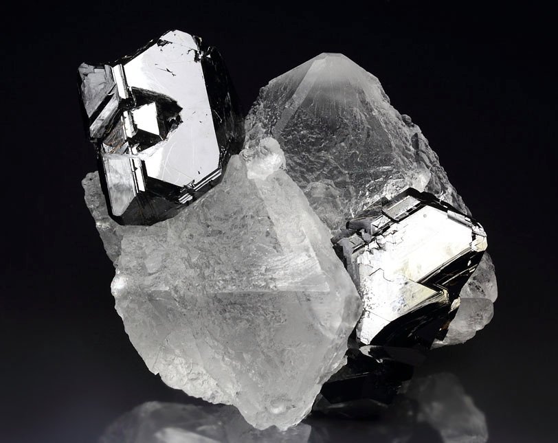 FLUORITE, twinned SPHALERITE