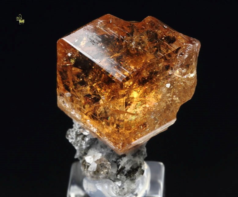 gem GARNET var. GROSSULAR