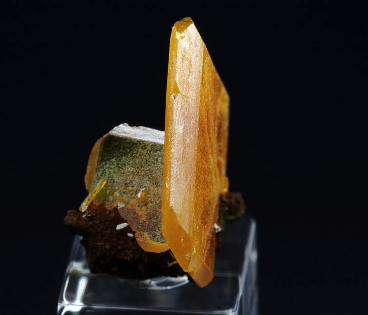 new find - WULFENITE