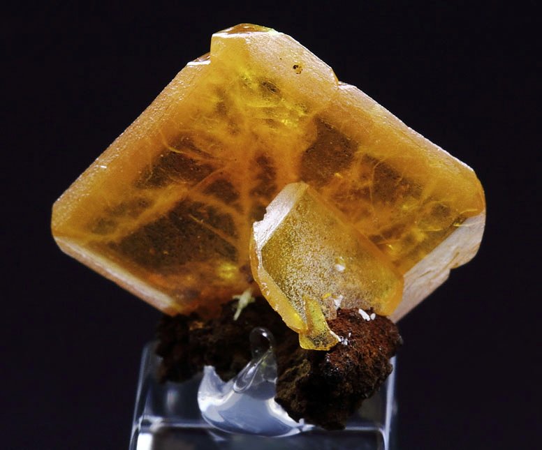 new find - WULFENITE