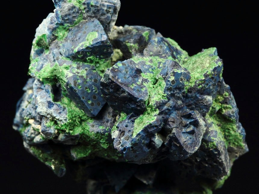 SHATTUCKITE pseudomorph after DIOPTASE, MALACHITE