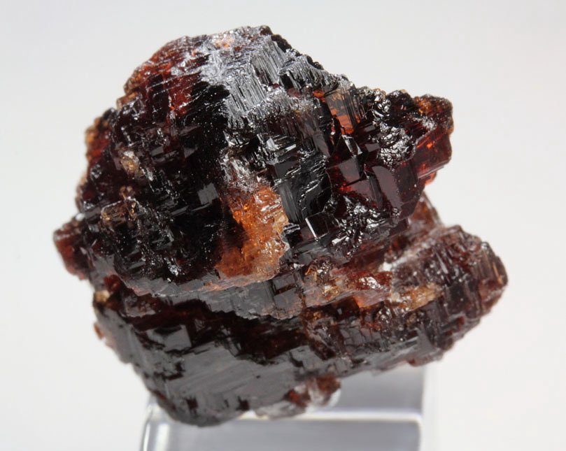 skeletal GARNET var. SPESSARTINE