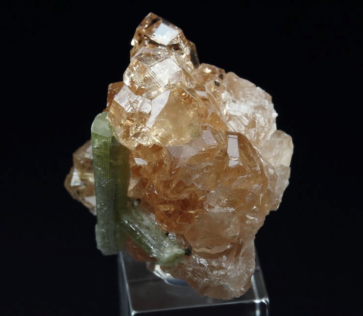 gem GARNET var. GROSSULAR, DIOPSIDE