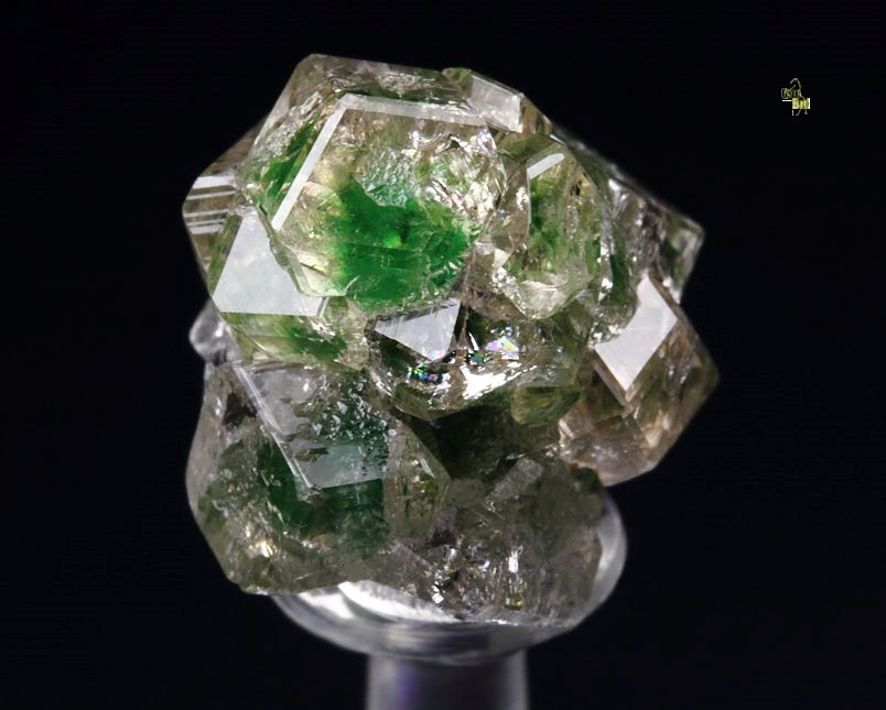 gem GARNET var. GROSSULAR with GREEN CHROMIAN PHANTOMS