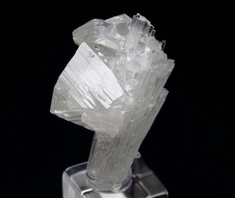 new find - gemmy POWELLITE, SCOLECITE