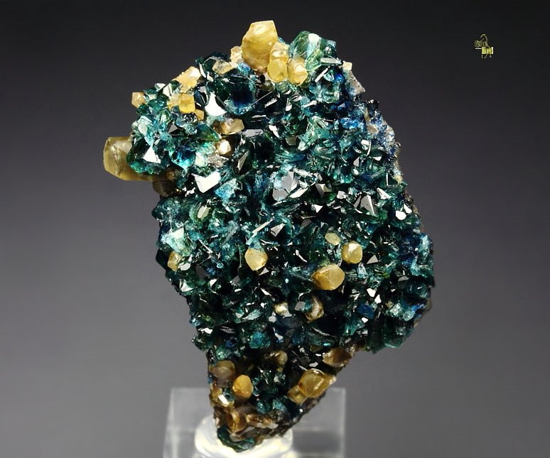 new find - gem LAZULITE, gem KULANITE, SIDERITE 