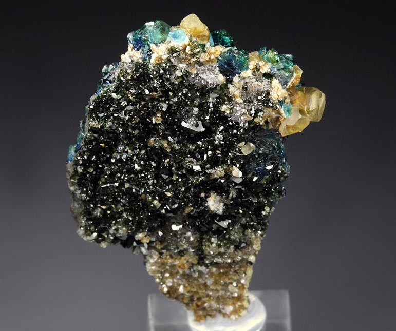 new find - gem LAZULITE, gem KULANITE, SIDERITE 