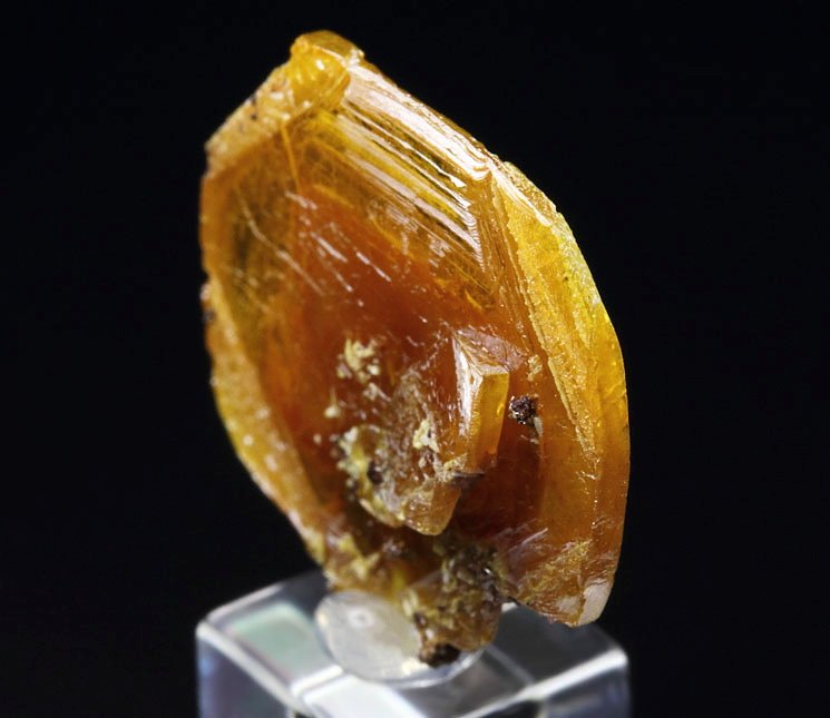 new find - WULFENITE