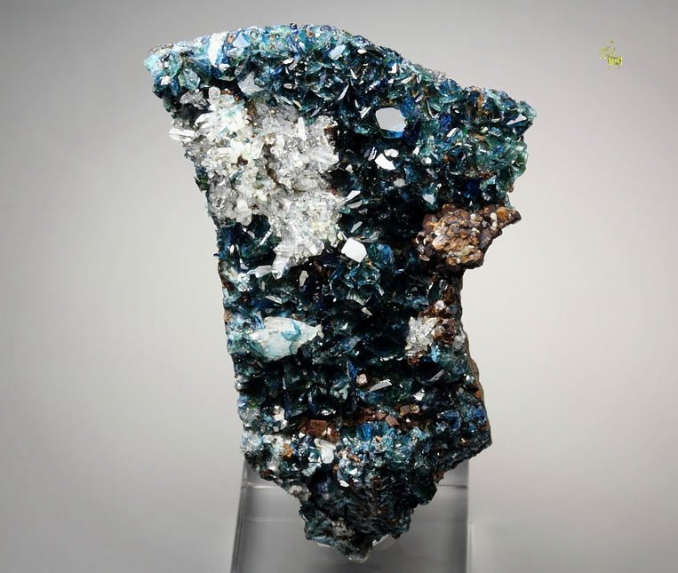 new find - gem LAZULITE, SIDERITE, QUARTZ