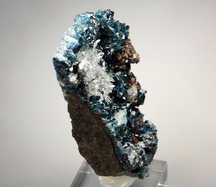 new find - gem LAZULITE, SIDERITE, QUARTZ