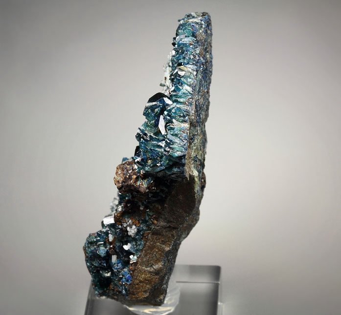 new find - gem LAZULITE, SIDERITE, QUARTZ