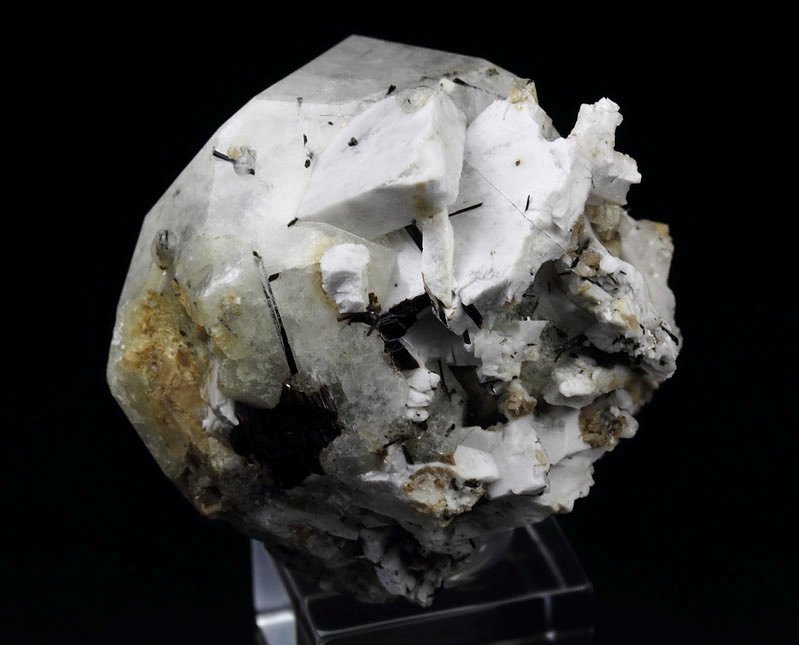 ANALCIME, AEGIRINE, FELDSPAR