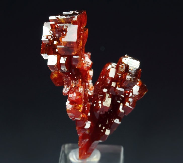 gemmy VANADINITE