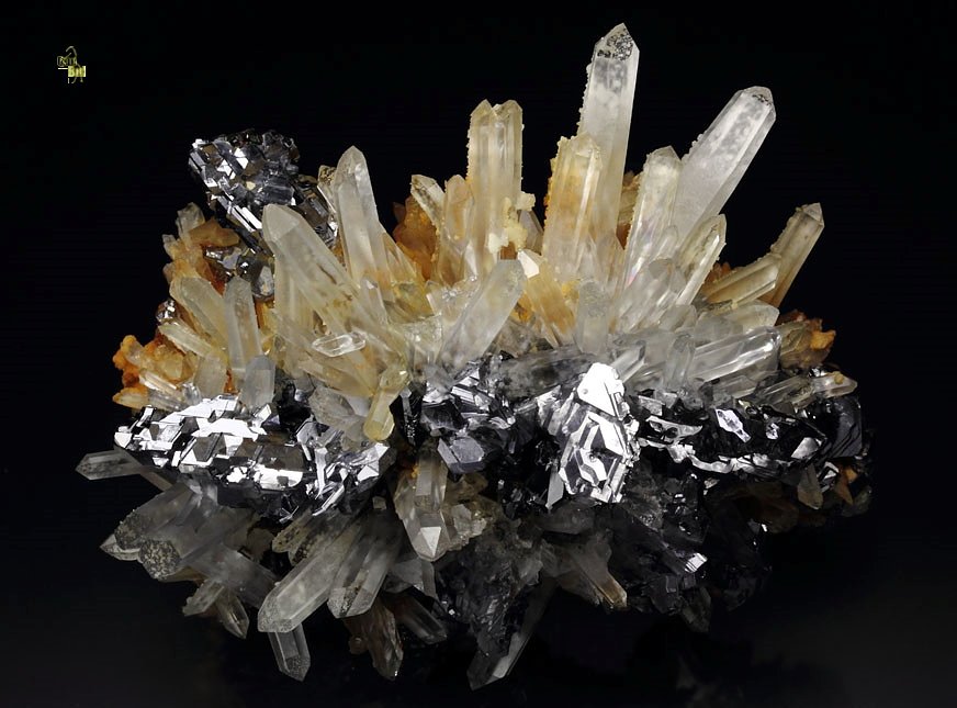 GALENA - SPINEL LAW TWIN, QUARTZ, CALCITE, SPHALERITE