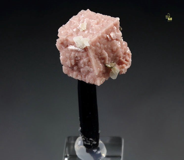 RHODOCHROSITE, AEGIRINE