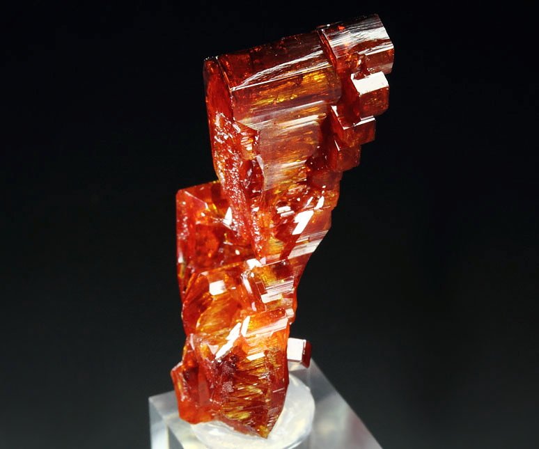 gemmy VANADINITE