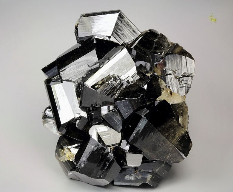 gem CASSITERITE twinned