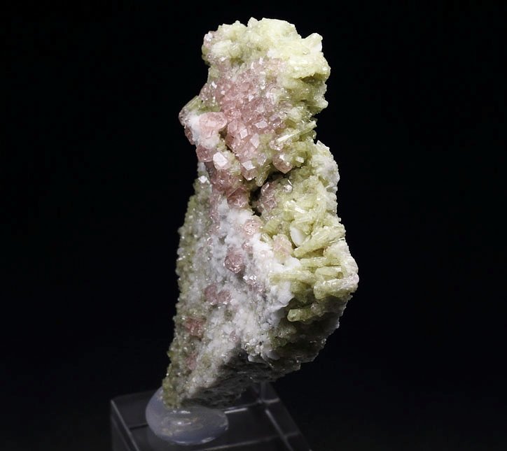 gem PINK GARNET var. GROSSULAR, DIOPSIDE, ALBITE