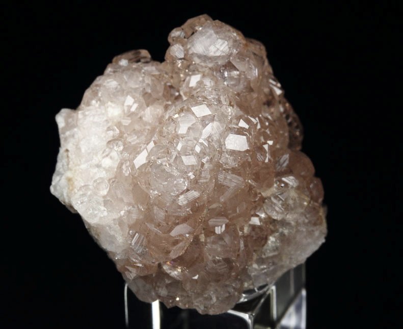 gem pinkish GARNET var. GROSSULAR