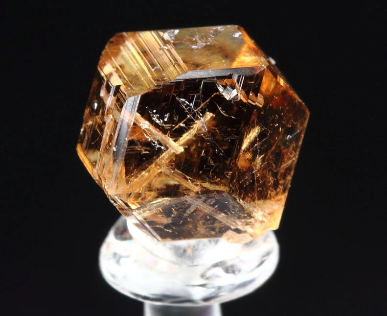 gem GARNET var. GROSSULAR with DIOPSIDE inclusions