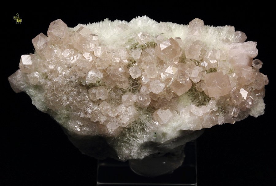 gem PINK GARNET var. GROSSULAR, DIOPSIDE