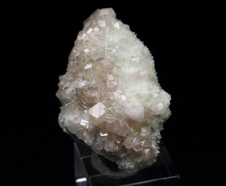 gem PINK GARNET var. GROSSULAR, DIOPSIDE