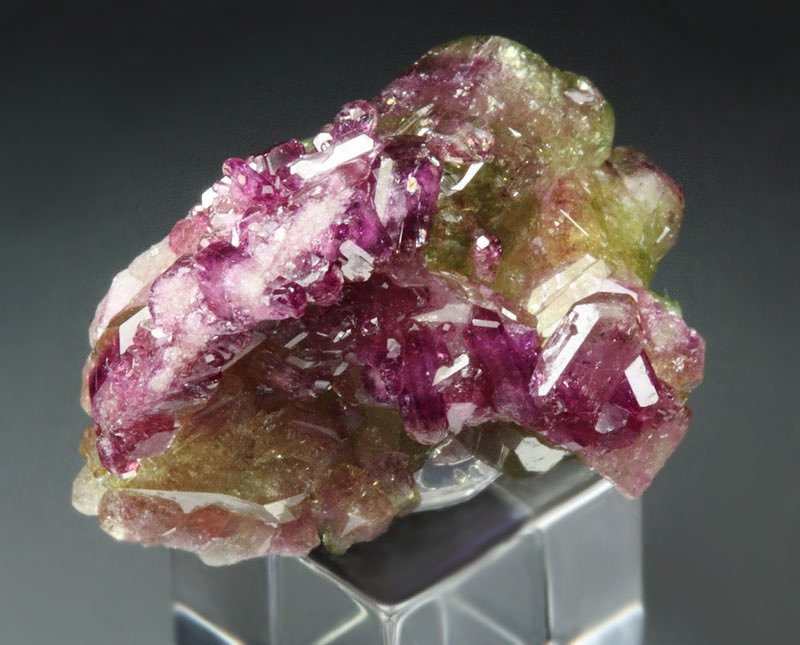 gem bi-terminated VESUVIANITE multicolor